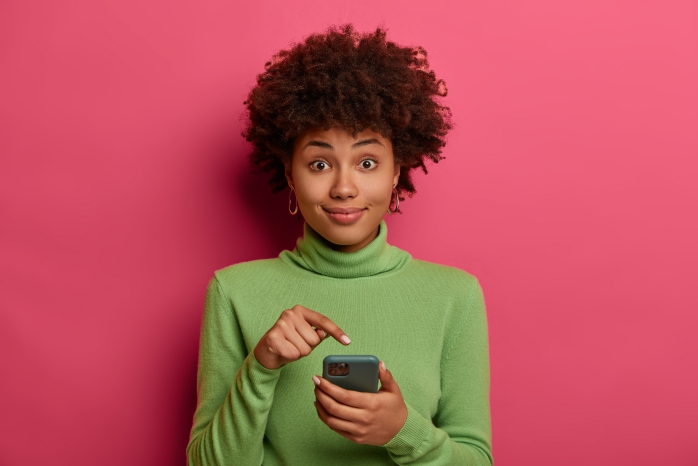 Garota Fazendo Download Close Up Portrait Of Young Beautiful Woman Isolated Compressed3 Garota Fazendo Download Close Up Portrait Of Young Beautiful Woman Isolated Compressed3